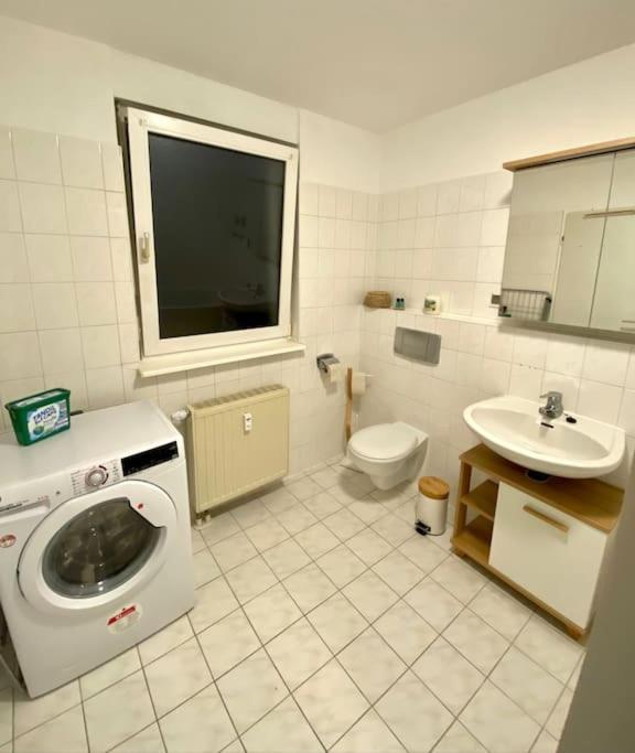 Stilvolle Ferienwohnung Mit Stellplatz Wlan Free Netflix Naehe Bahnhof Zwickau Eksteriør billede